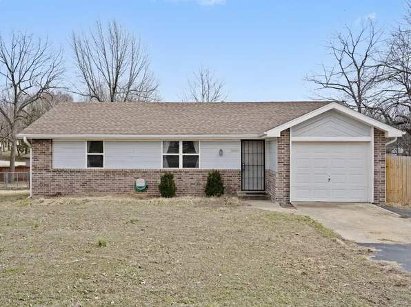 5800 S Lilac Lane, Battlefield, MO 65619