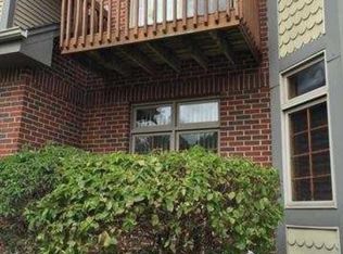 7135 168th St, Tinley Park, IL 60477