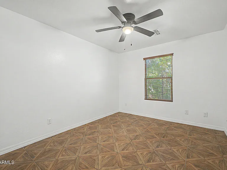 25537 W Forest Grove Ave — Photo 22