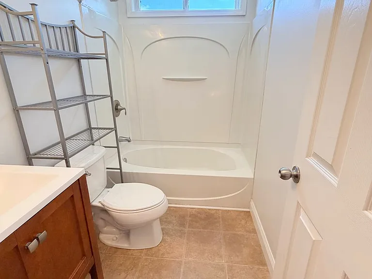 153 Greystone Cir — Photo 24