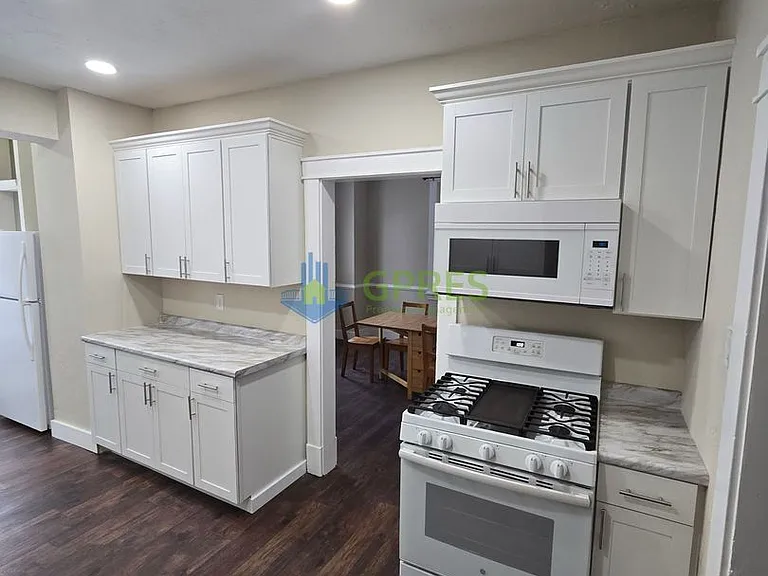 1818 Tonopah Ave — Photo 10