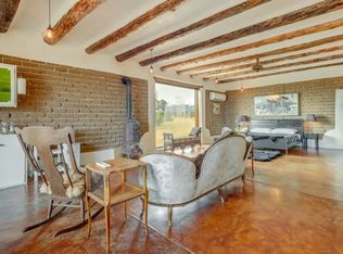 18 Grenfell Ranch Rd, Cerrillos, NM 87010