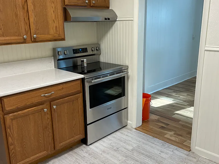 2218 S Marion St — Photo 9