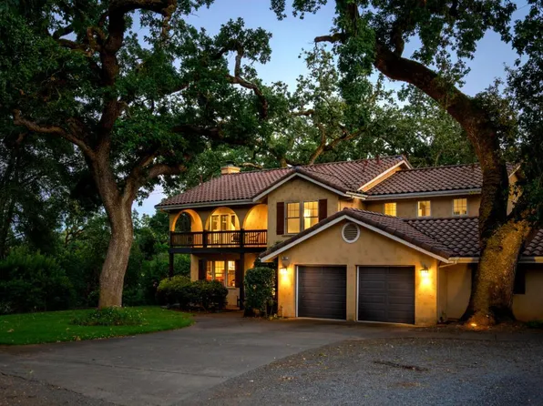 857 Wildwood Trail, Santa Rosa, CA 95409