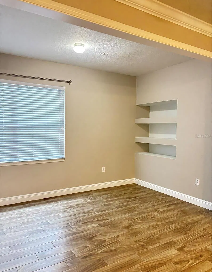 3 bed, 1453 sqft, $2,300 — Photo 4