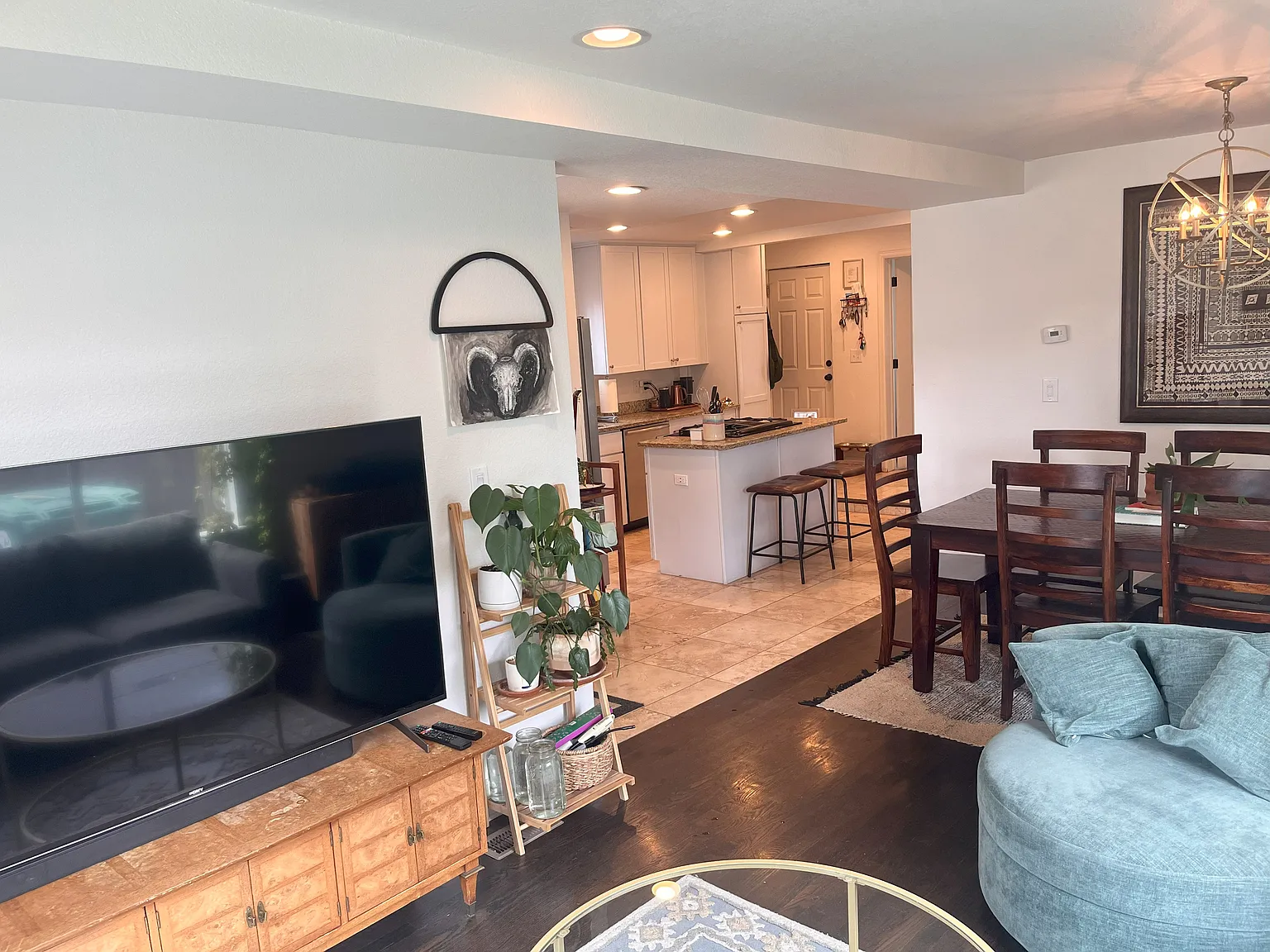 3 bed, 2.5 bath, 1510 sqft, $3,650 — Photo 4