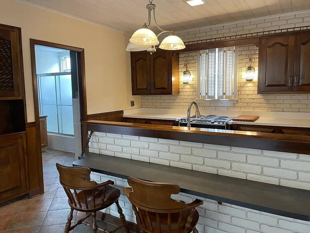 2 bed, 1415 sqft, $2,200 — Photo 3