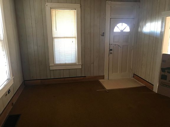 4th image of 1621 Avenue C
