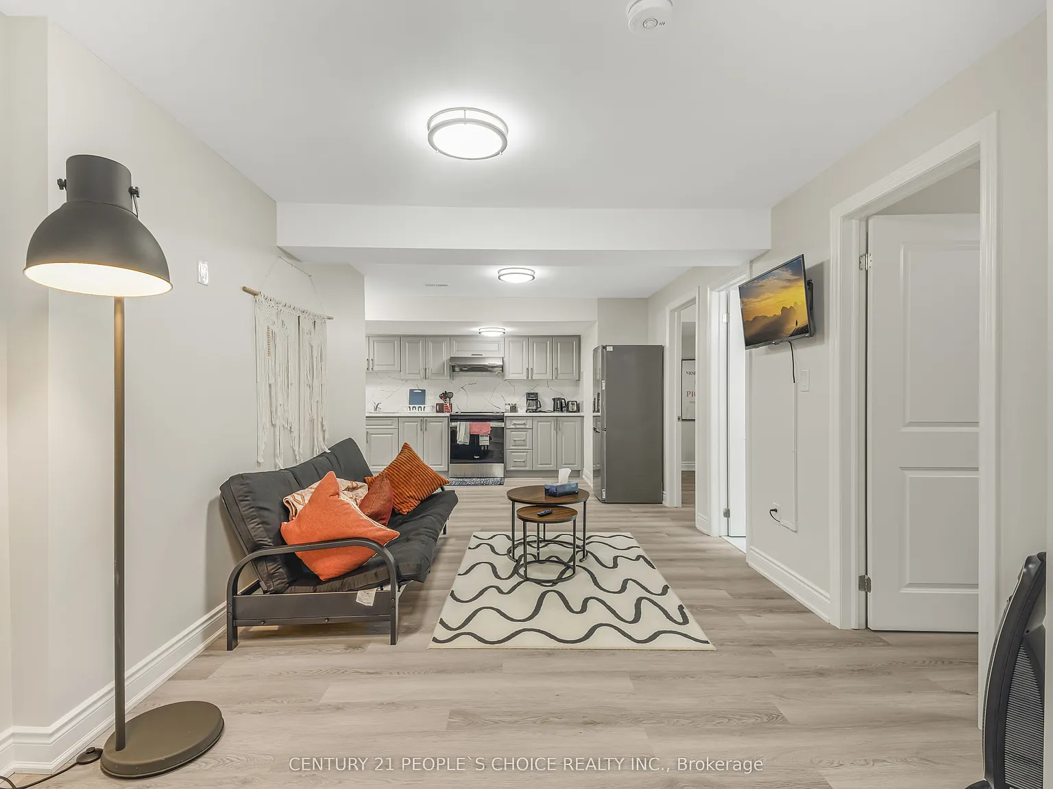 2 bed, $1,650 — Photo 3