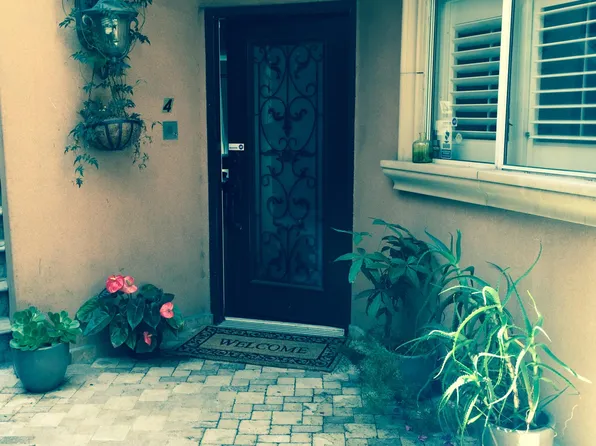 3401 Barham Blvd APT 4, Los Angeles, CA 90068