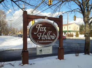 135 Fox Hollow Dr, Hudson, NH 03051