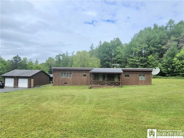 11032 Eldredge Rd, Cattaraugus, NY 14719