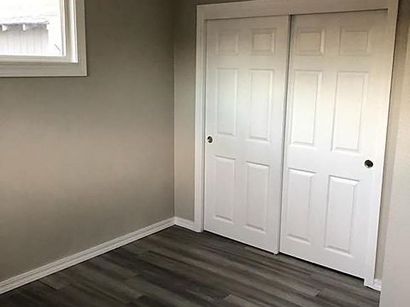 4th image of 2444 Quinlan Ave