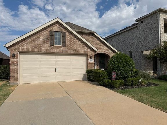 2nd image of 2703 Runnels Ct