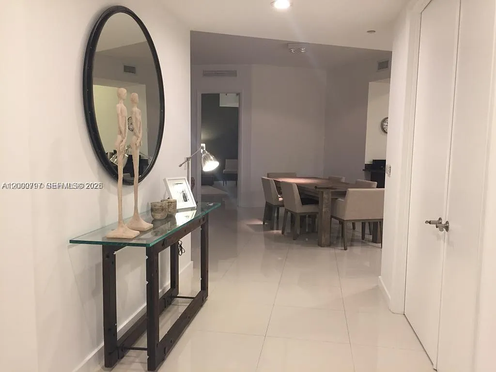 Tdr Tower Iii Condo — Photo 4