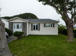 11 Blockhouse Road, Placentia, NL A0B2Y0