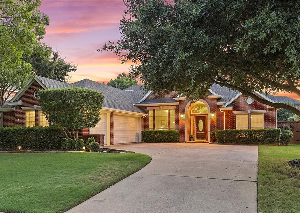 1st image of 4709 Largo Dr
