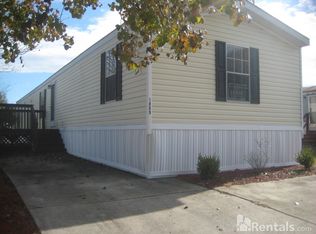 1809 Derrick Dr, Greensboro, NC 27405