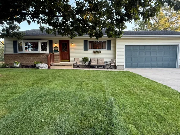 311 Cole St, Wapakoneta, OH 45895