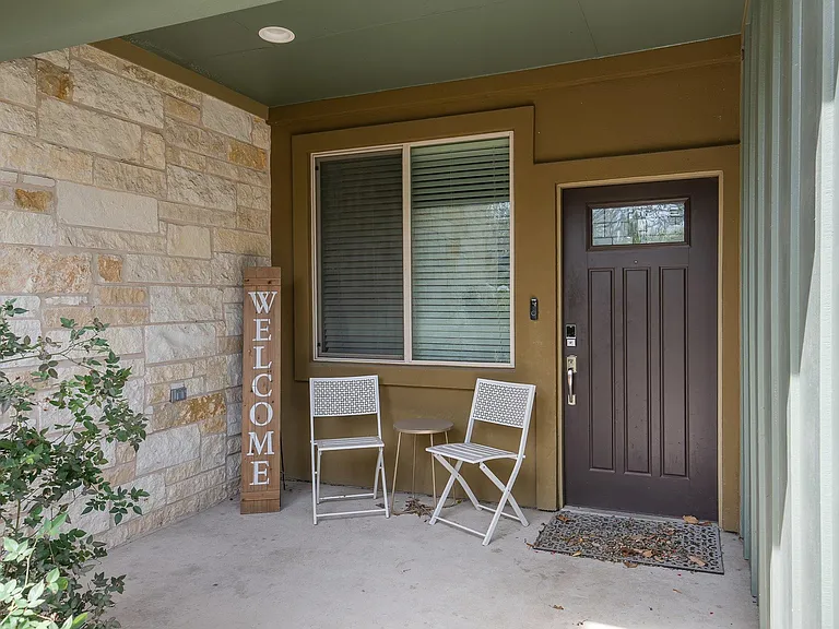 4408 Banister Ln #B — Photo 6