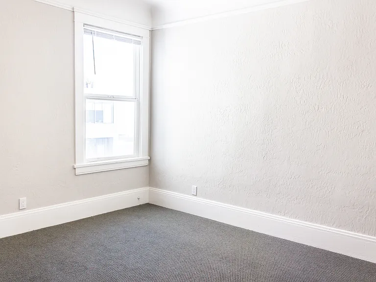 653 Minna St #A — Photo 8