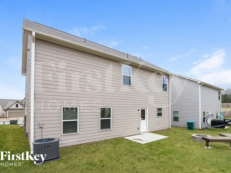 1006 Independence Ave — Photo 15