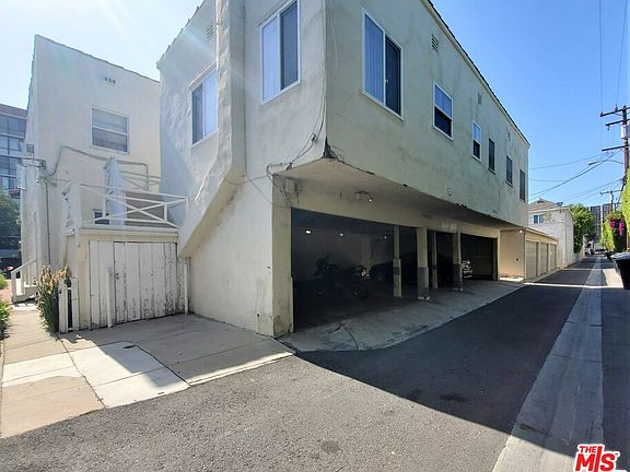 2nd image of 224 S Spalding Dr #A