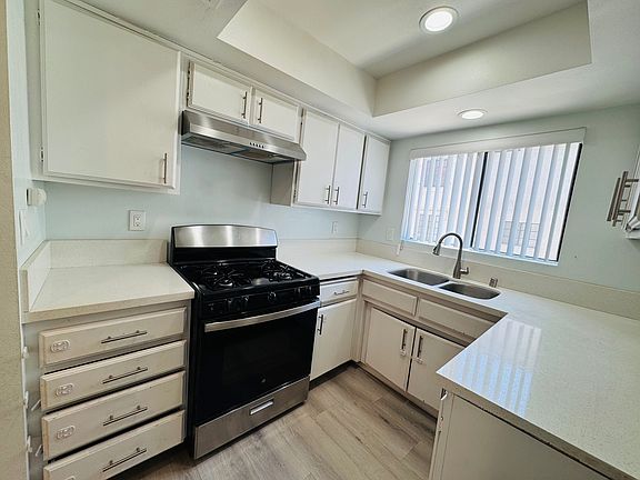 5th image of 327 La France Ave APT E