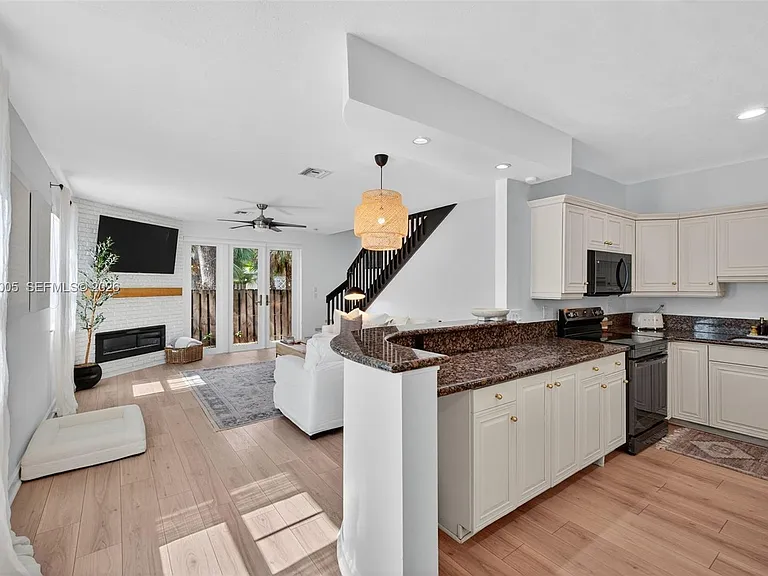 1214 W Las Olas Blvd — Photo 7