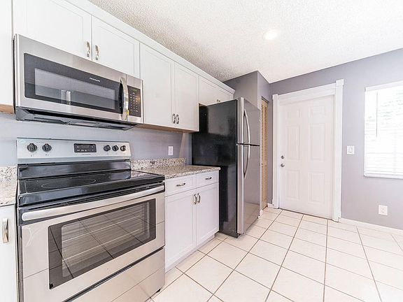 4th image of 3792 S Lancewood Pl