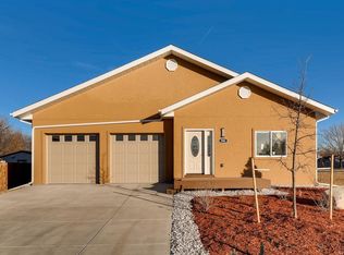 988 N Kittredge Ct, Aurora, CO 80011