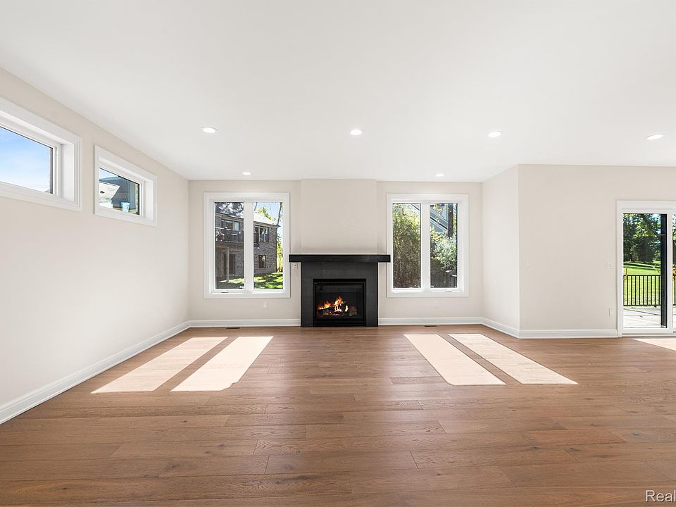 3701 Stallion Way, photo 9