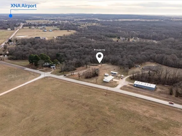 W Highway 12, Gentry, AR 72734