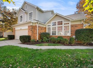 16866 Chesterfield Bluffs Cir, Chesterfield, MO 63005