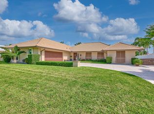 1090 Fairview Ln, Riviera Beach, FL 33404