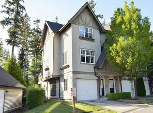 22528 NE Alder Crest Ln, Redmond, WA 98053