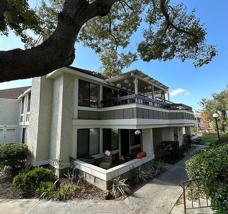 1st image of 25637 Mont Pointe #7G