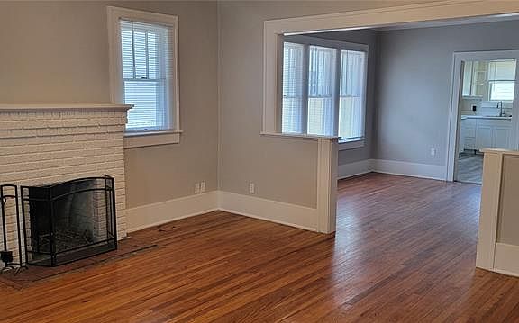 2nd image of 1517 Pinecrest Pl