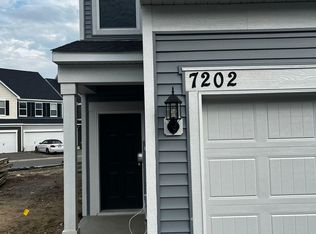 7202 Walnut Grove Way N, Maple Grove, MN 55311