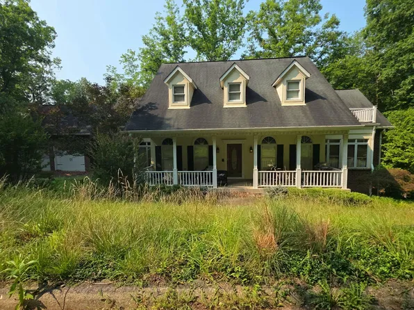 1523 Royal Oaks Rd, Charleston, WV 25314