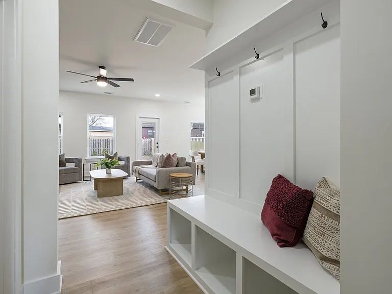 316A Tampa Dr — Photo 3