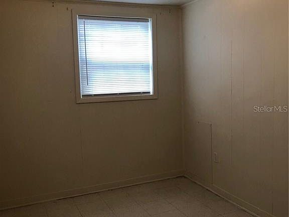 5th image of 1005 E 4th St APT A