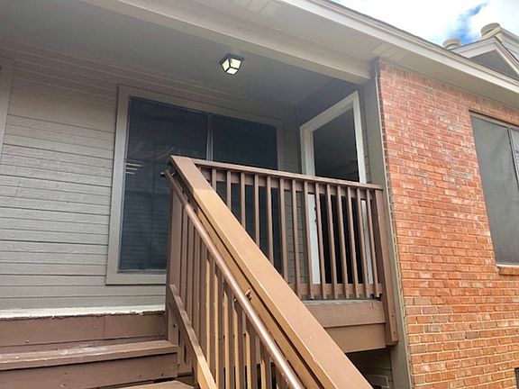 2nd image of 3014 Sappington Pl APT C