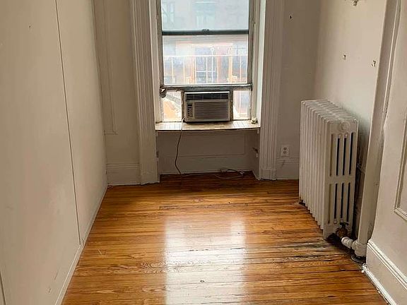2nd image of 155 2nd Ave APT 4