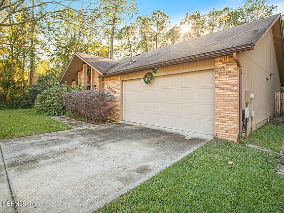 4th image of 10380 Chatwood Ct