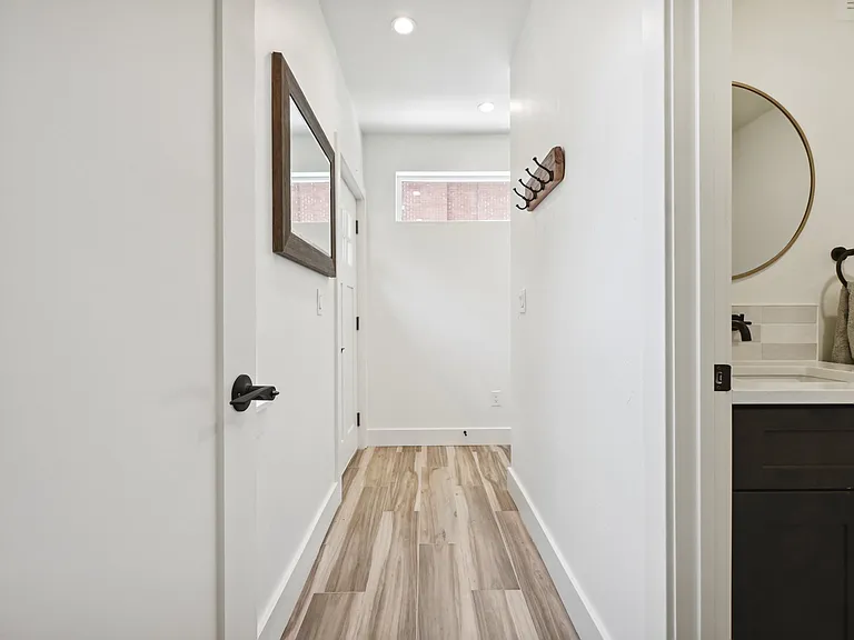 3870 N Clay St — Photo 2