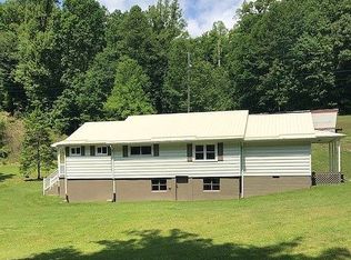 5789 Hanging Rock Pkwy, Coeburn, VA 24230