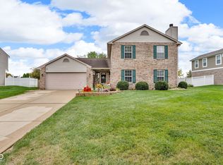 1007 Belgium Blvd, Bargersville, IN 46106