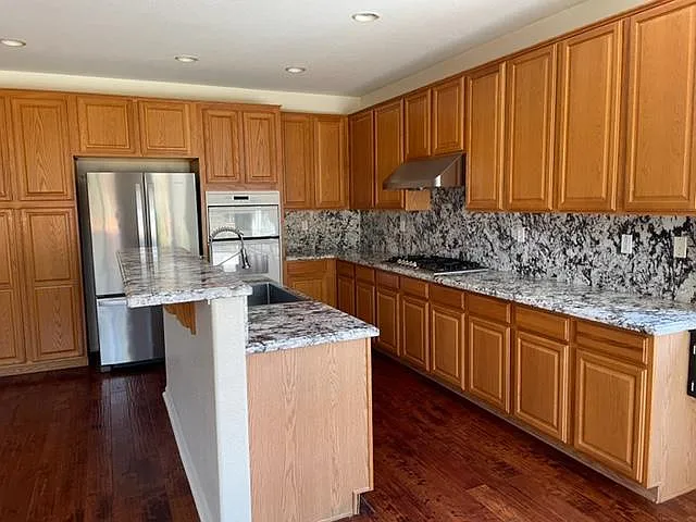 5005 Beach Wood Dr — Photo 9
