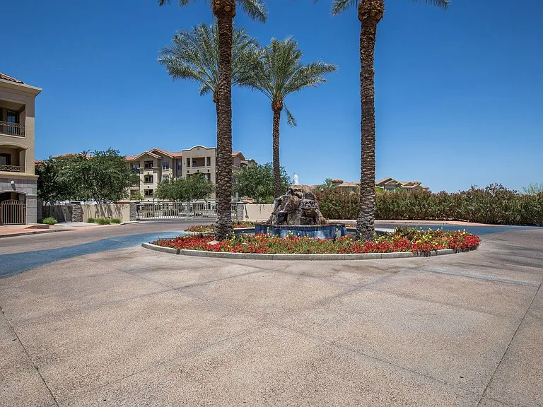 7291 N Scottsdale Rd #1016 — Photo 3